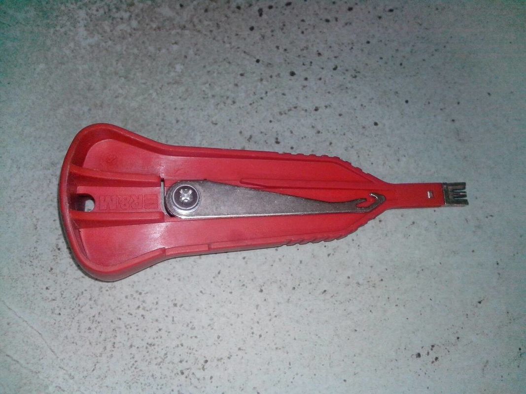 Alat Pengkabelan Jaringan dengan konektor kabel splice untuk sistem kabel terintegrasi YH25